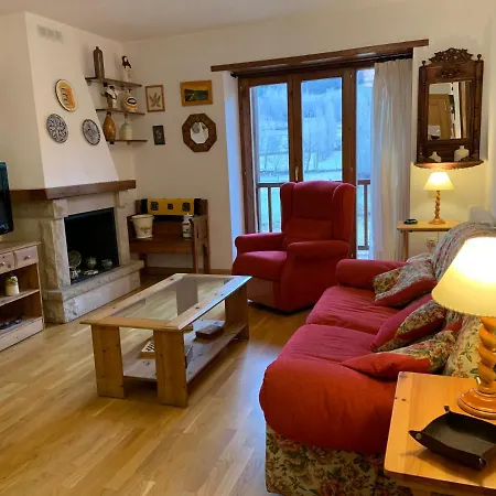 B31 - Edif Perramo - Villmor Appartamento Benasque